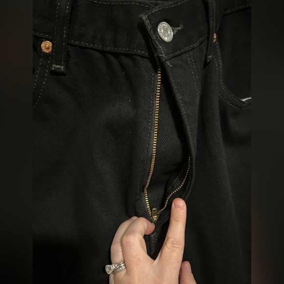 Men’s Levi’s Black 550 Relaxed Fit Jeans Size 38 X 36 - Picture 4 of 11